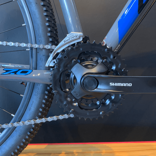 Bicicleta Oggi Big Wheel 7.0 Aro 29 Tourney 24v 2023 Grafite e Azul e Preto