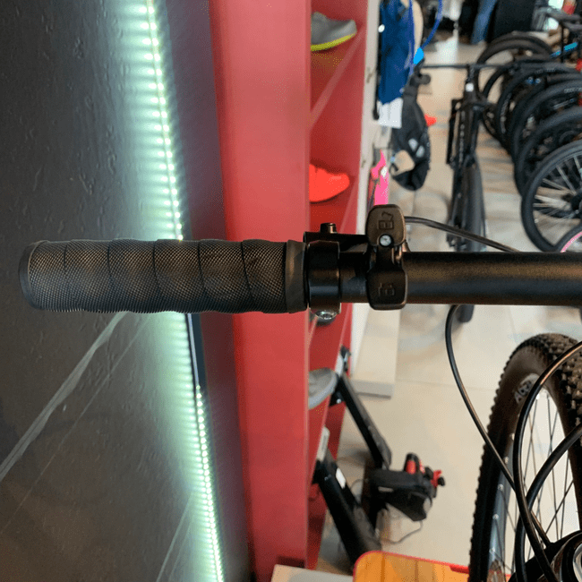 Bicicleta Oggi Big Wheel 7.2 Aro 29 Deore 12v 2024 Grafite e Rosa e Cinza