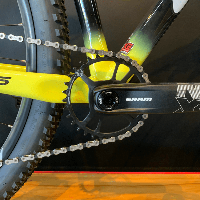 Bicicleta Oggi Big Wheel 7.5 Aro 29 Gx 12v 2022 Preto e Cinza e Amarelo