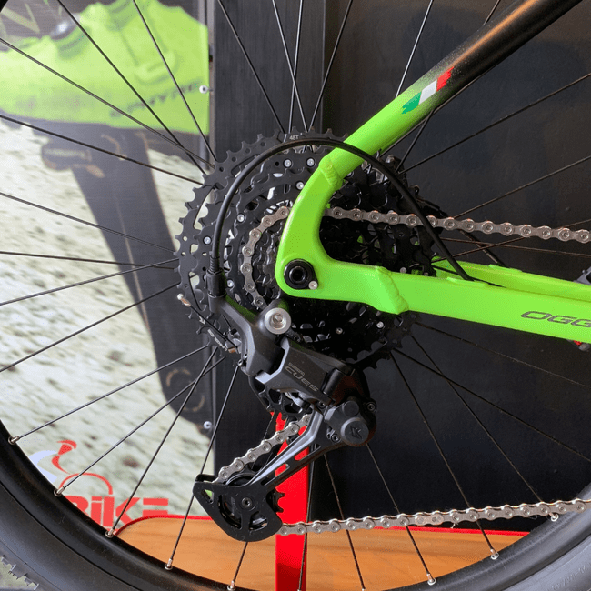 Bicicleta Oggi Big Wheel 8.2 Aro 29 Cues 10v 2024 Preto e Verde