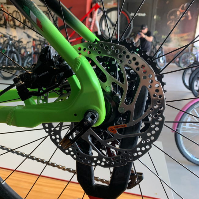 Bicicleta Oggi Big Wheel 8.2 Aro 29 Cues 10v 2024 Preto e Verde