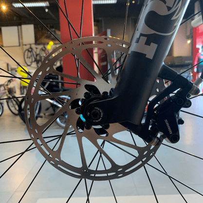 Bicicleta Oggi Cattura Pro T-20 Carbon Aro 29 GX 2023 12v Verde e Preto