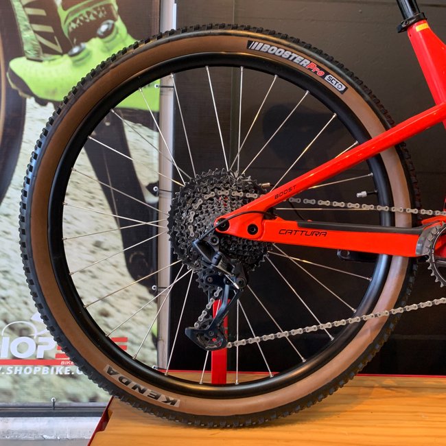 Bicicleta Oggi Cattura Pro Aro 29 GX 12v Amarelo e Vermelho - Seminova