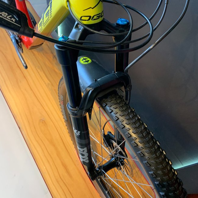 Bicicleta Oggi Cattura Pro Aro 29 GX 12v Amarelo e Vermelho - Seminova