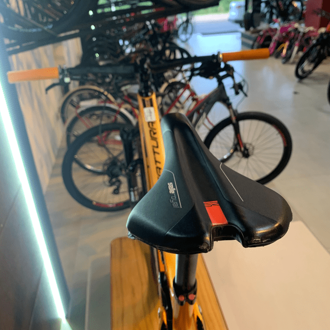 Bicicleta Oggi Cattura Pro Aro 29 XT 12v Laranja e Preto - Seminova