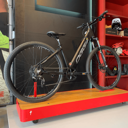 Bicicleta Oggi E-Bike Flex 200 Tourney 7v Preto e Grafite