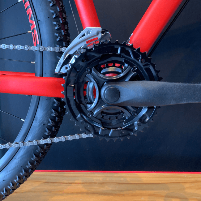 Bicicleta Oggi Hacker HDS Aro 29 Tourney 24v Vermelho e Amarelo e Preto
