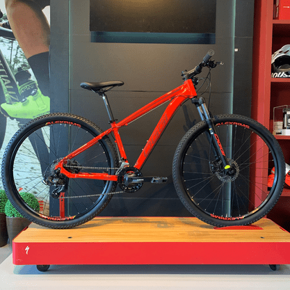 Bicicleta Oggi Hacker Sport Aro 29 Tourney 21v Vermelho e Vinho e Amarelo
