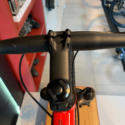 Bicicleta Oggi Hacker Sport Aro 29 Tourney 21v Vermelho e Vinho e Amarelo