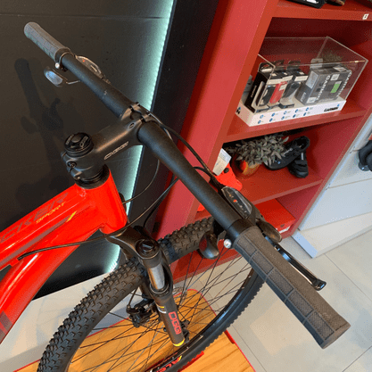 Bicicleta Oggi Hacker Sport Aro 29 Tourney 21v Vermelho e Vinho e Amarelo