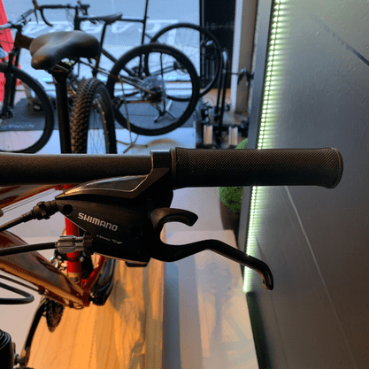 Bicicleta Oggi Hacker Sport Aro 29 Tourney 21v Vermelho e Vinho e Amarelo
