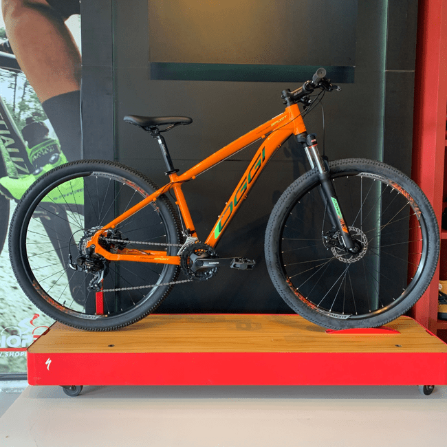 Bicicleta Oggi Hacker Sport Aro 29 Tourney 21v 2024 Laranja e Verde e Preto