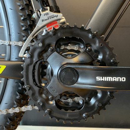 Bicicleta Oggi Hacker Sport Aro 29 Tourney 21v Preto e Amarelo