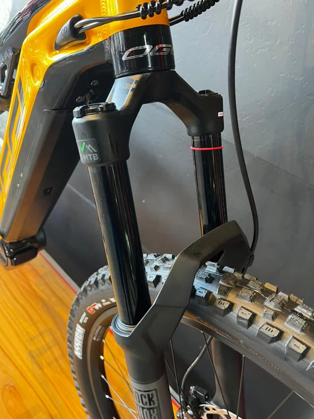 Bicicleta Oggi Razzo T130 A29 Cues 11v Am/Pr 2026