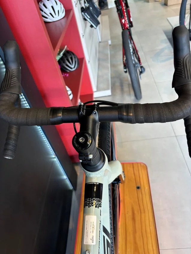 Bicicleta Oggi Tribale GRX 12v A700 2026 Cinza/Preto