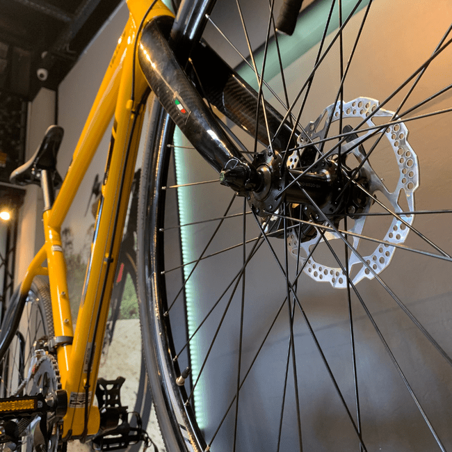 Bicicleta Oggi Velloce Aro 700 Claris 16v Amarelo e Preto e Cinza