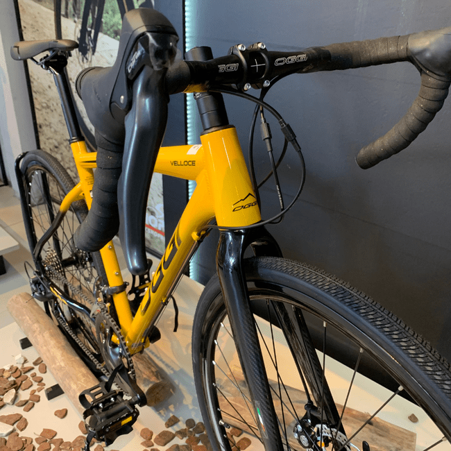 Bicicleta Oggi Velloce Aro 700 Claris 16v Amarelo e Preto e Cinza