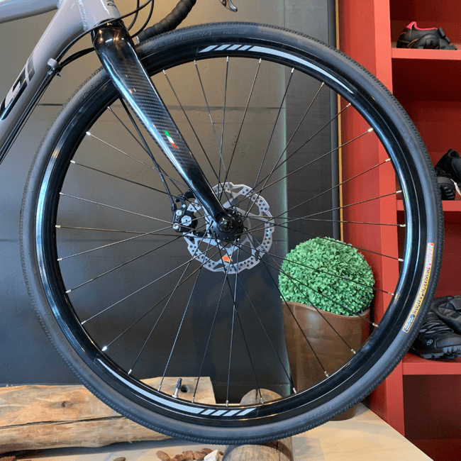 Bicicleta Oggi Velloce Aro 700 Claris 16v Grafite e Preto