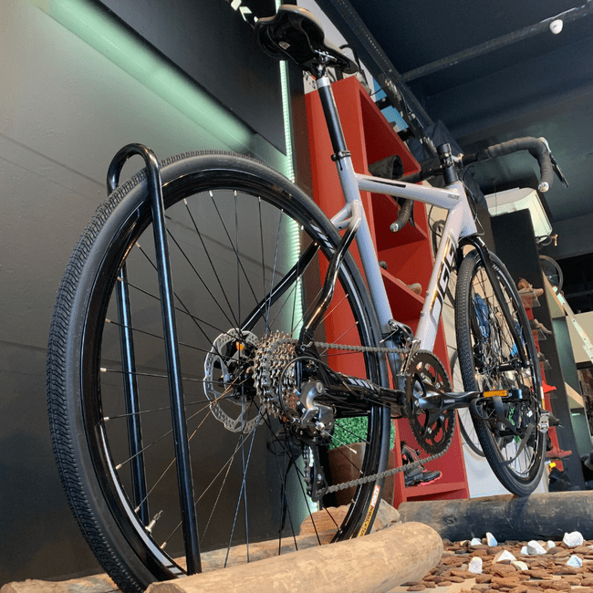 Bicicleta Oggi Velloce Aro 700 Claris 16v Grafite e Preto