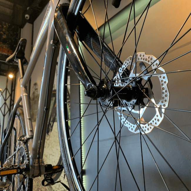 Bicicleta Oggi Velloce Aro 700 Claris 16v Grafite e Preto