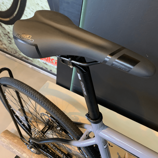 Bicicleta Oggi Velloce Aro 700 Claris 16v Grafite e Preto
