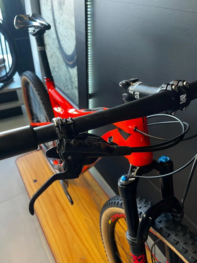 Bicicleta Orbea A29 Oiz m30 Carbon 12v Laranja Preto - Seminova