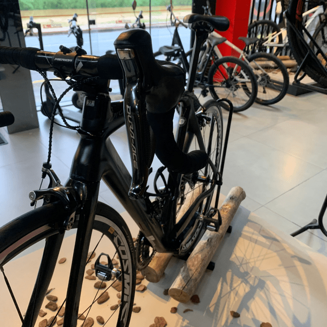 Bicicleta Orbea Orca GLI2 Aro 700 Dura-Ace 22V Preta - Seminova