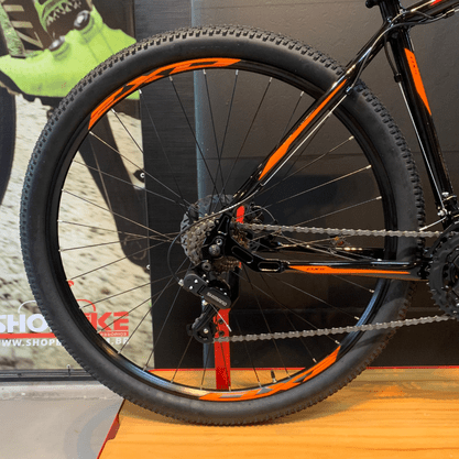 Bicicleta OXS Glide 100 Aro 29 Shimano 21v Preto e Laranja e Vermelho