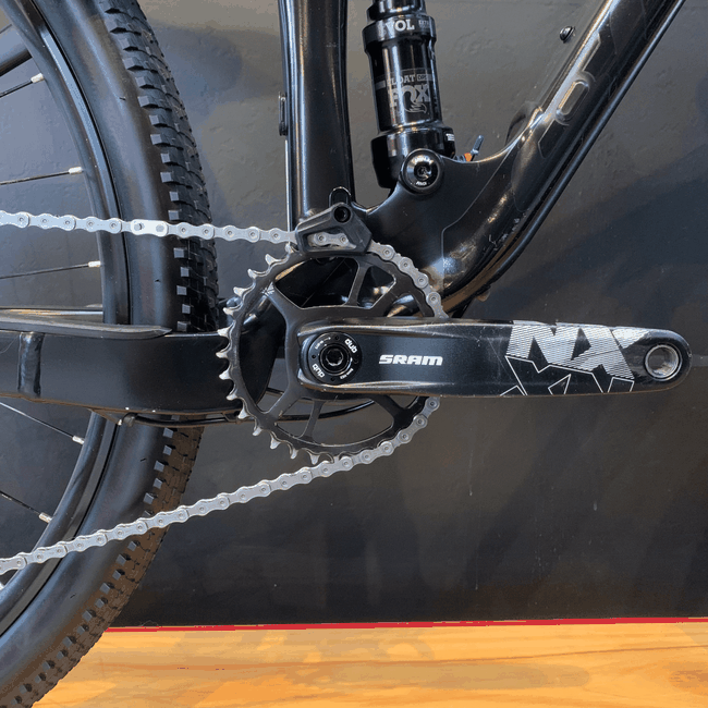 Bicicleta Scott Spark 950 Aro 29 NX 12v T-17 Preta e Bronze - Seminova