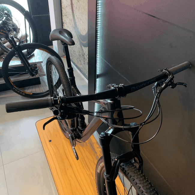 Bicicleta Scott Spark 950 Aro 29 NX 12v T-17 Preta e Bronze - Seminova