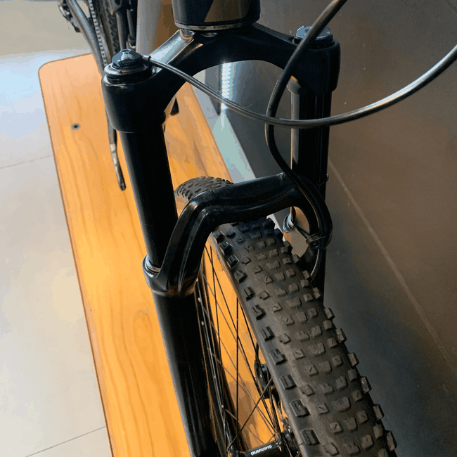 Bicicleta Scott Spark 950 Aro 29 NX 12v T-17 Preta e Bronze - Seminova