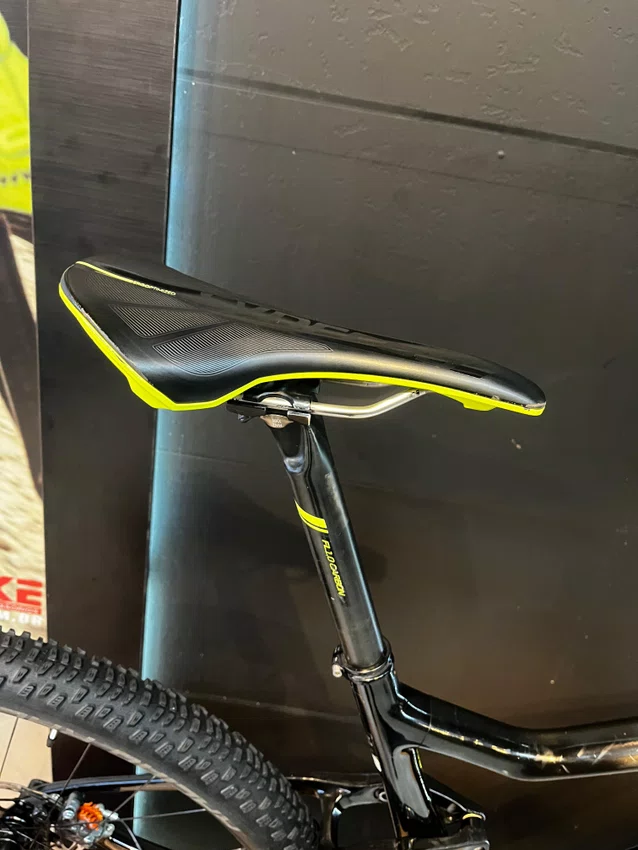 Bicicleta Scott Spark Rc Aro 29 xx1 Axs 12v Preto Amarelo - Seminova
