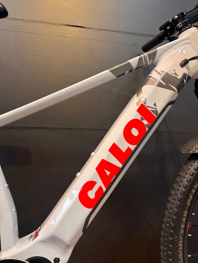Bicicleta Seminova A29 Caloi E-Vibe Shimano Cues 9V T-17 Cinza