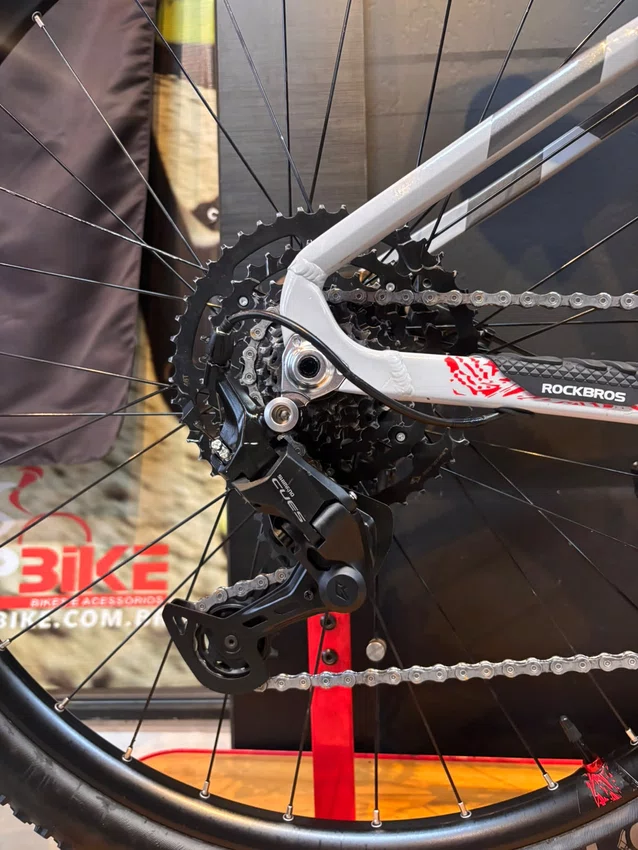 Bicicleta Seminova A29 Caloi E-Vibe Shimano Cues 9V T-17 Cinza