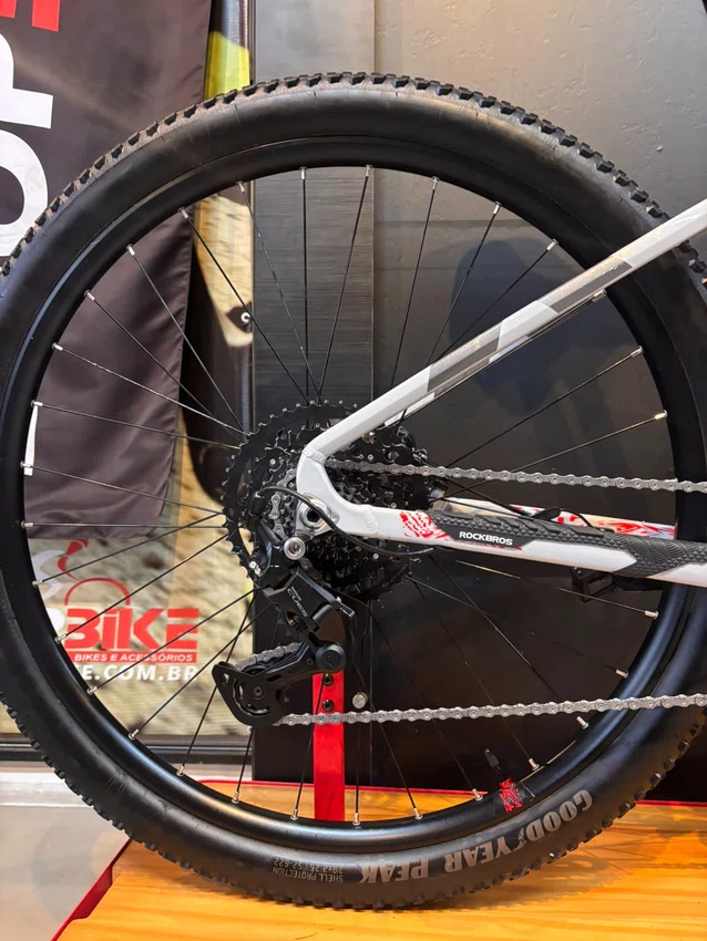 Bicicleta Seminova A29 Caloi E-Vibe Shimano Cues 9V T-17 Cinza