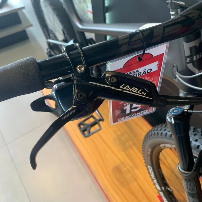 Bicicleta Edro Aro 29 Full Carbon GX 12V Preta - Seminova