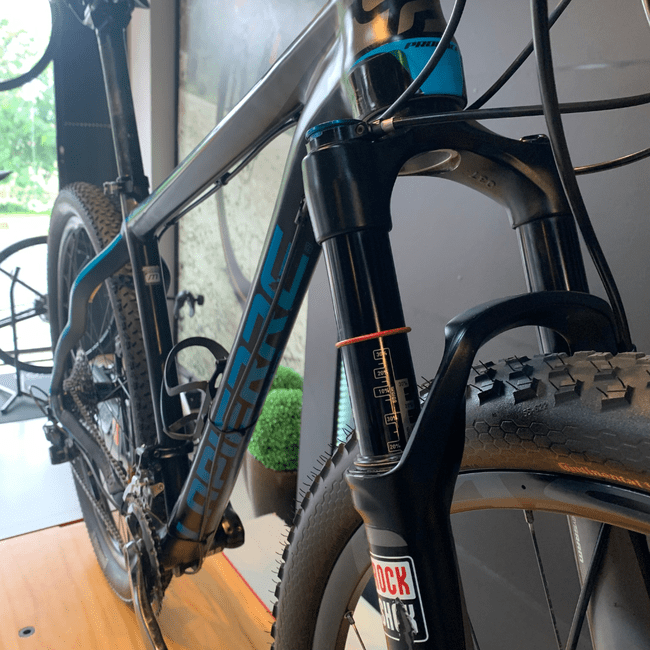 Bicicleta La Pierre PR729 Aro 29 XT 22v Preto e Azul - Seminova