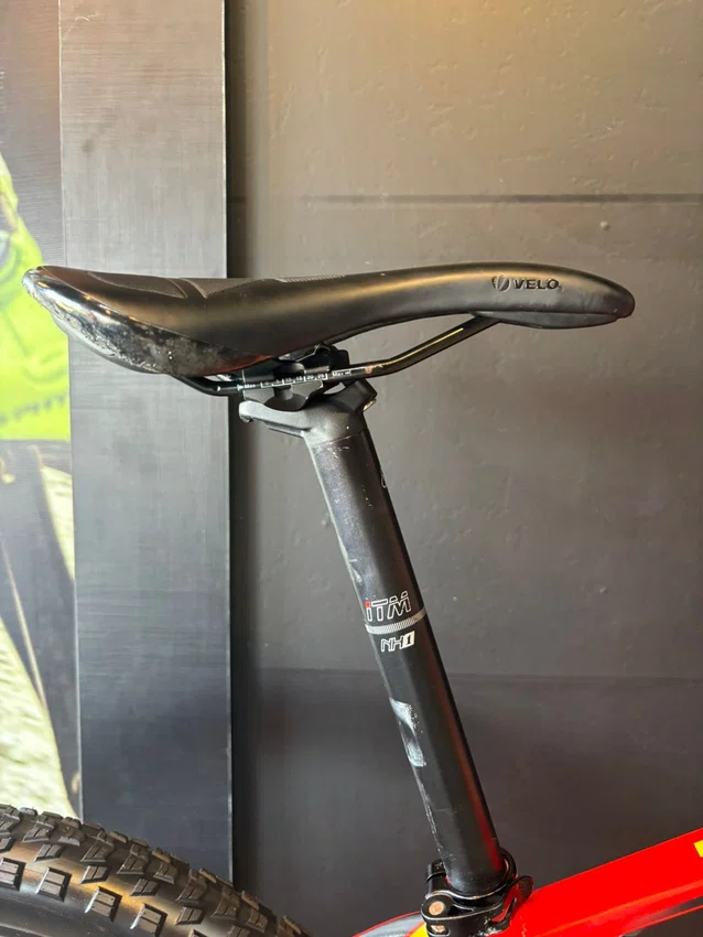 Bicicleta Seminova A29 Oggi 7.2 Shimano Deore 11V T-17 Vermelha