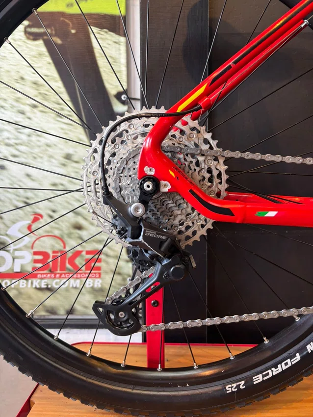 Bicicleta Seminova A29 Oggi 7.2 Shimano Deore 11V T-17 Vermelha