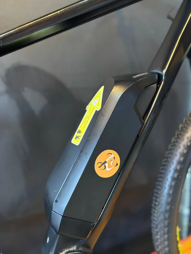 Bicicleta seminova a29 oggi 8.3 2023 shimano deore 11v t-19 preta/amarela