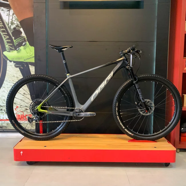 Bicicleta Oggi Agile Aro 29 Pro Gx Grafite e Preto - Seminova