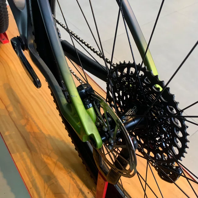Bicicleta Oggi Agile Aro 29 Pro Gx Grafite e Preto - Seminova