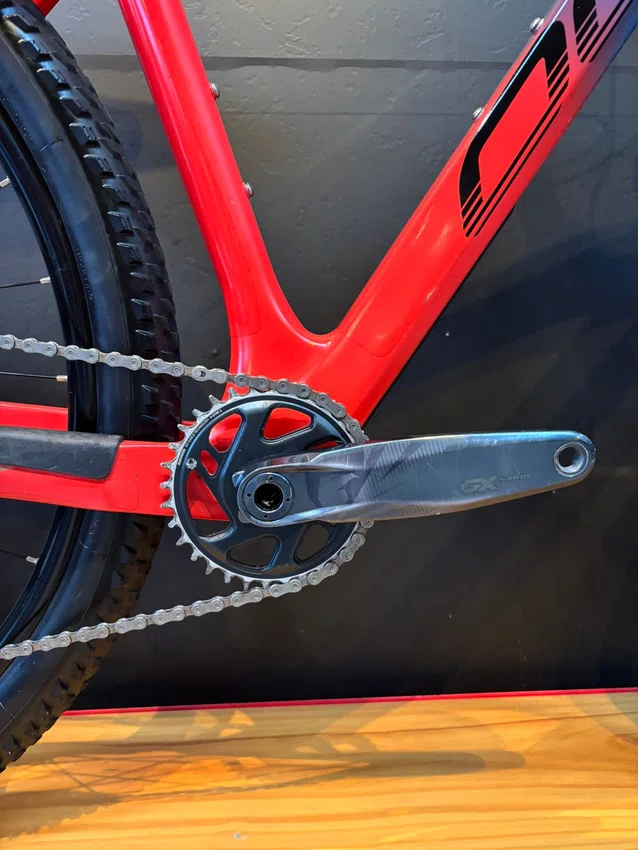 Bicicleta seminova a29 oggi agile pro sram gx 12v t-17 azul/vermelha