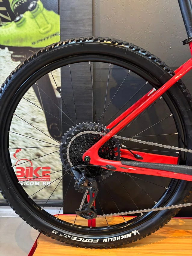Bicicleta seminova a29 oggi agile pro sram gx 12v t-17 azul/vermelha
