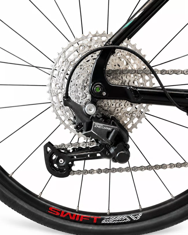 Bicicleta Seminova A29 Oggi BW 8.3 Shimano Deore 11V T-17 Preto/Vermelho
