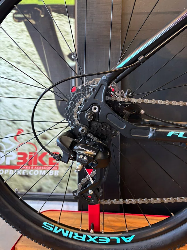 Bicicleta Seminova A29 Oggi Float 5.0 Shimano Tourney 24V t-17 Preto/Azul/Roxa