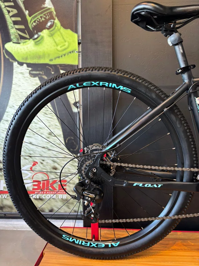 Bicicleta Seminova A29 Oggi Float 5.0 Shimano Tourney 24V t-17 Preto/Azul/Roxa