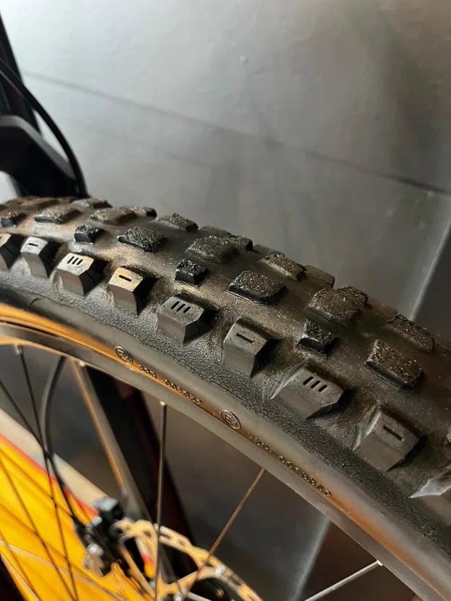 Bicicleta Oggi Razzo T-130 Aro 29 Shimano Cues 11v Cinza Seminova