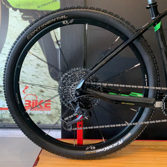Bicicleta Orbea Alma Aro 29 Gx Lunar 12v Preto e Verde - Seminova