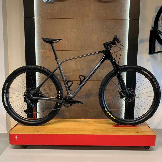 Bicicleta Orbea Alma M11 Aro 29 GX AXS 12v Grafite e Preto - Seminova